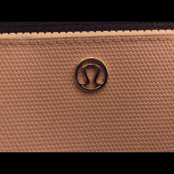Lululemon Pink Waterproof Wristlet - Picture 4 of 6